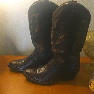 Cowtown Silver Line lizard boots. Nice cigar color.